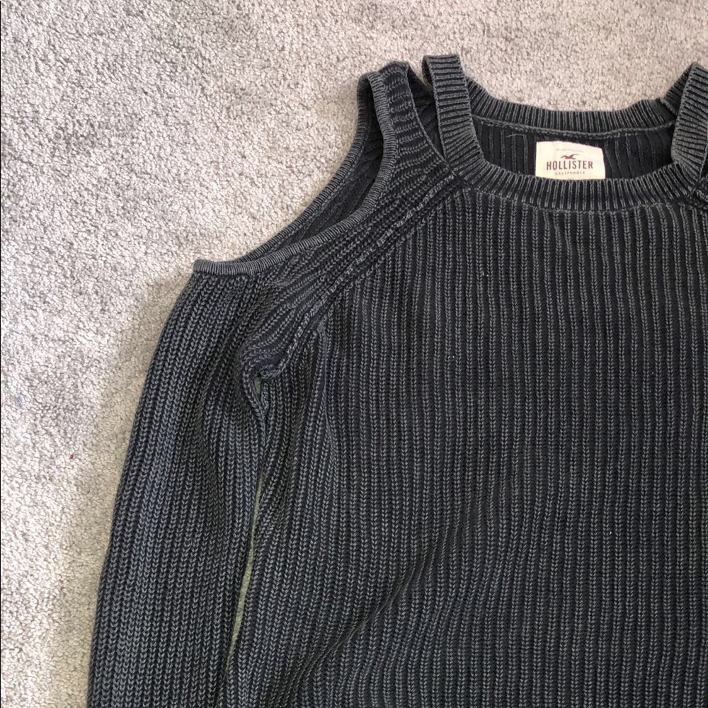 Black Hollister cut out long sleeve